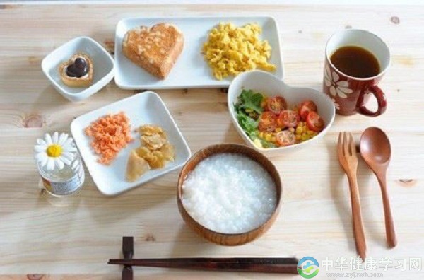 吃早餐的两宜及两不宜