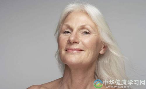 3个症状表明更年期快来了！快做好这些准备吧！