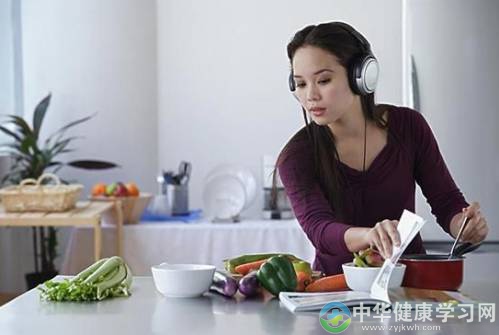 饭后不应该做的3件事，你做了吗？