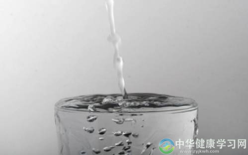 饮水并不仅仅只为解渴：谈你不知道的饮水好处！
