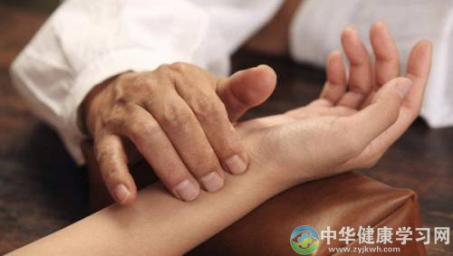 脉象浮滑导致手臂疼痛，是不是上火？如何调养？