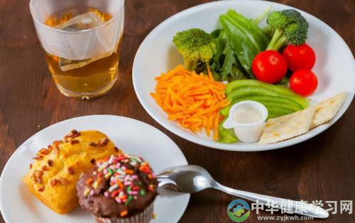 你还在嫌早餐麻烦,小心不吃早餐4种麻烦找上你
