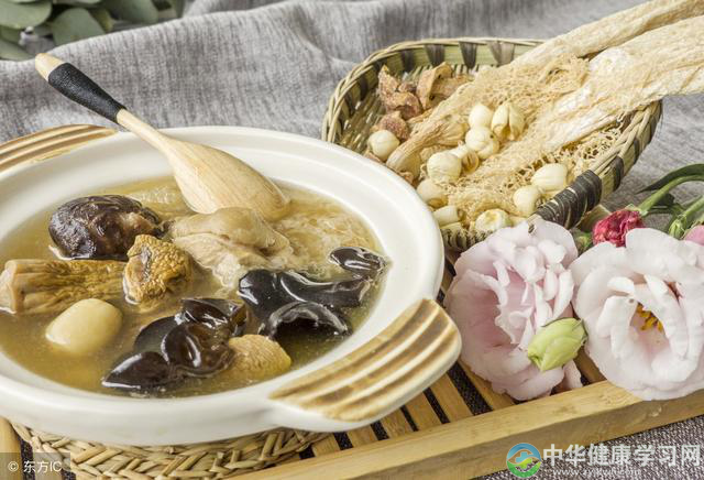 引起痔疮的3大因素,一碗当归汤轻松解决,告别痔疮!
