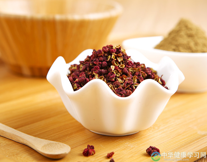养生花式泡脚祛湿,花椒泡脚你泡对了么?泡不好还会有副作用!