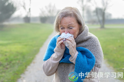 鼻炎发作很难受？桑叶+丝瓜藤就能搞定它，鼻息肉也不见了